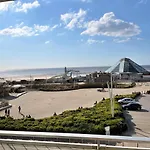 Apartment T2 Traversant Vue Front De Paris-plage Le Touquet