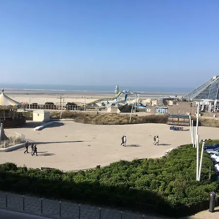 T2 Traversant Vue Front De Paris-plage *