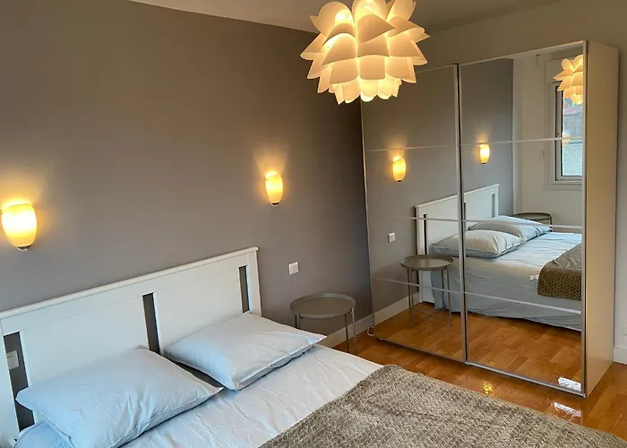 T2 Traversant Vue Front De Paris-plage Appartement